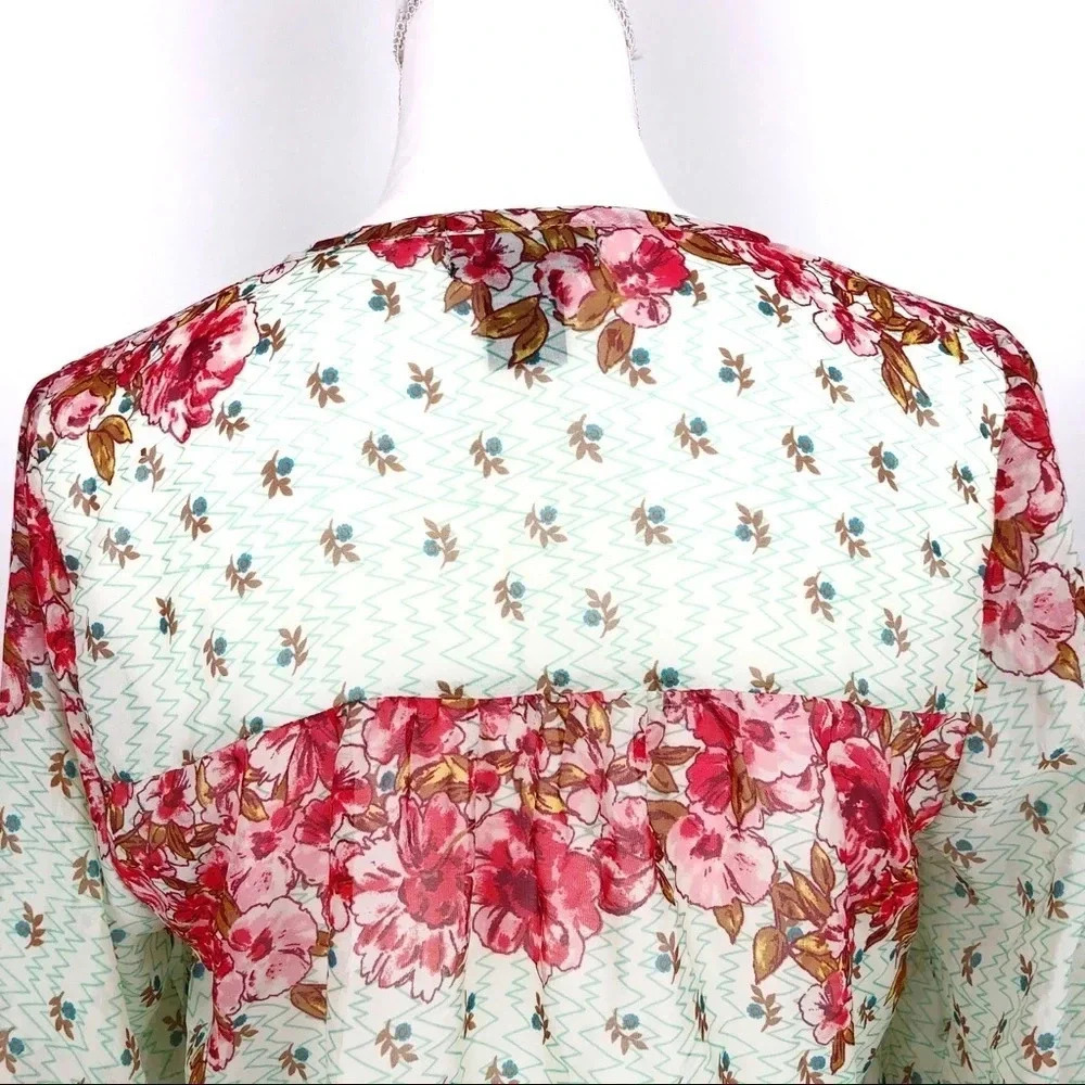 Kelly Renee | Floral Boho 3/4 Sleeve Top - Picture 6 of 7